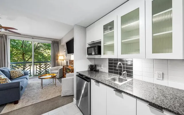 Kitchenette