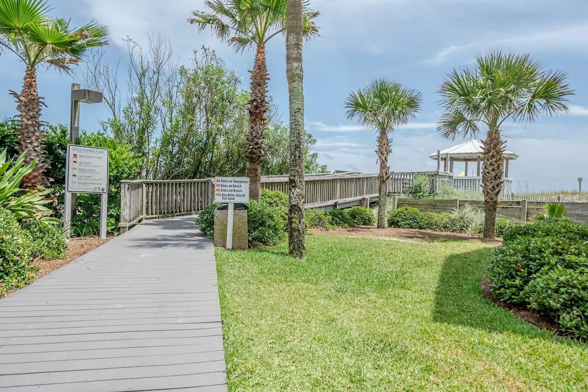 Boardwalk to the beach